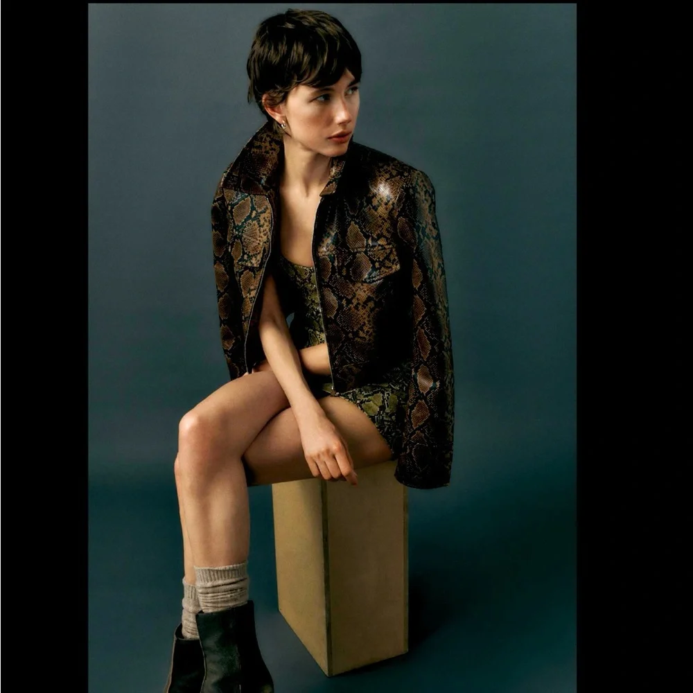 FAUX LEATHER SNAKESKIN PRINT JACKET